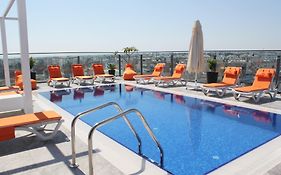 Sky Roof Hotel